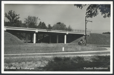 17553 Gezicht op het viaduct in de Rijksweg 12 (A12) over de Hoofdstraat te Driebergen-Rijsenburg.